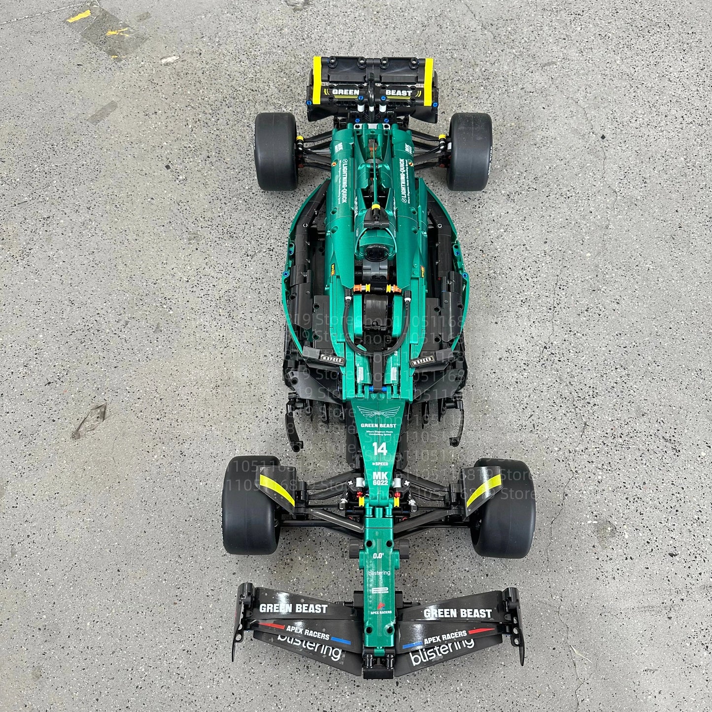 Martin AMR24 Race Car (1912PCS)