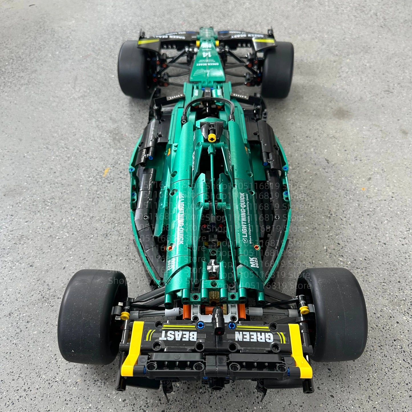 Martin AMR24 Race Car (1912PCS)